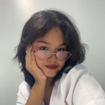 Babysitter in Panama City: Nadine