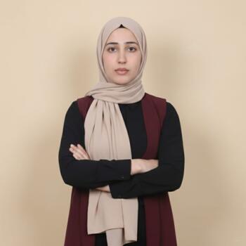 Babysitter in Villeneuve-Saint-Georges: Hiba
