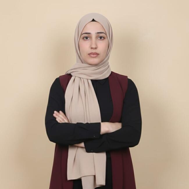 Babysitter in Villeneuve-Saint-Georges: Hiba