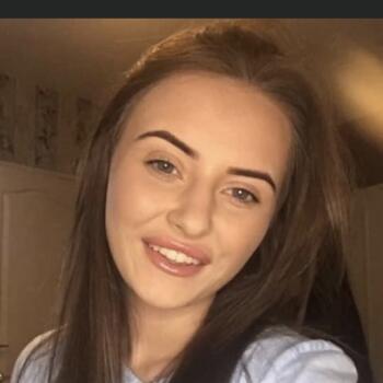 Babysitter in Bradford: Mckenzie leigh