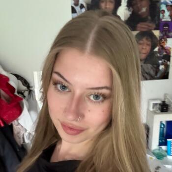 Barnvakt i Karlskoga: Emma