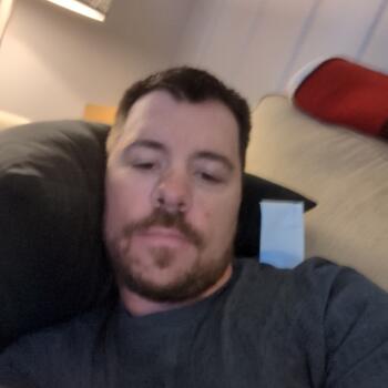 Babysitting job in London: babysitting job Jason