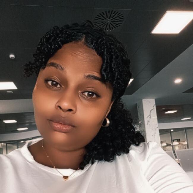 Babysitter in Amadora: Ronise silva