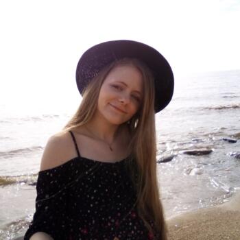 Babysitter in Riga: Elza