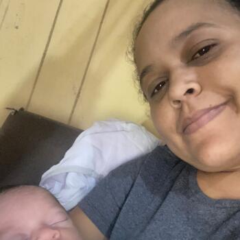Emprego de babá em Porto Velho: trabalho de babá Mariana