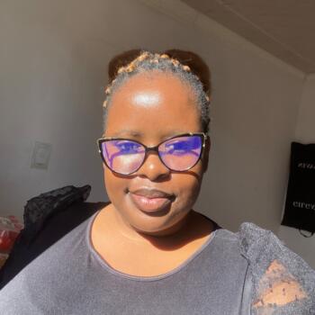 Babysitter in Qonce: Siphosihle