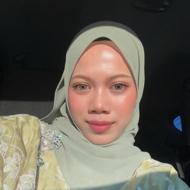 Pengasuh di Kuantan: Zafrina