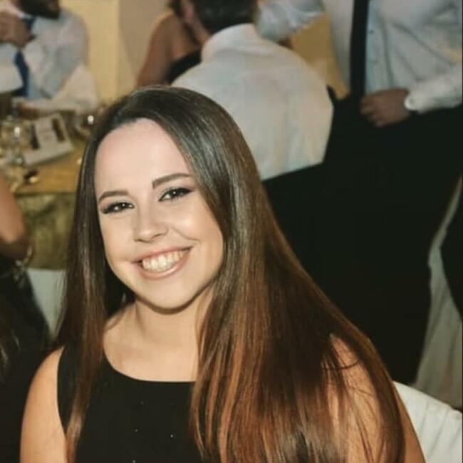 Babysitter in Montijo: Cláudia