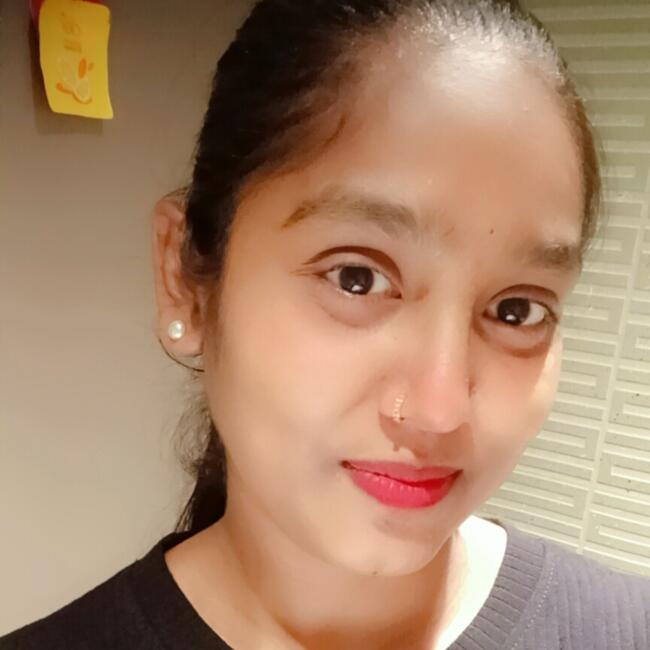 Babysitter in Mumbai: Khushi