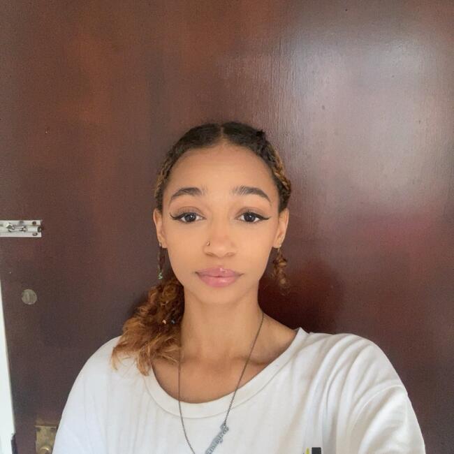 Babysitter in London: Aalyiah