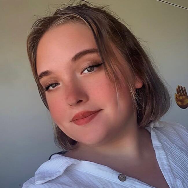 Babysitter in Dax: Lena