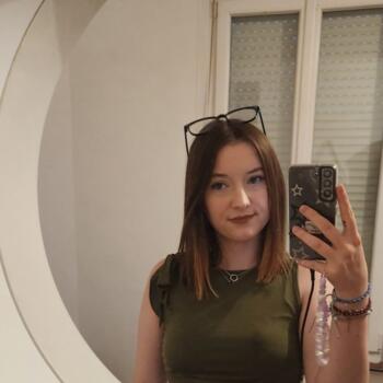 Babysitter in Caudry: Irina