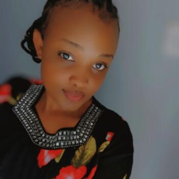 Babysitter in Mombasa: Yvonne