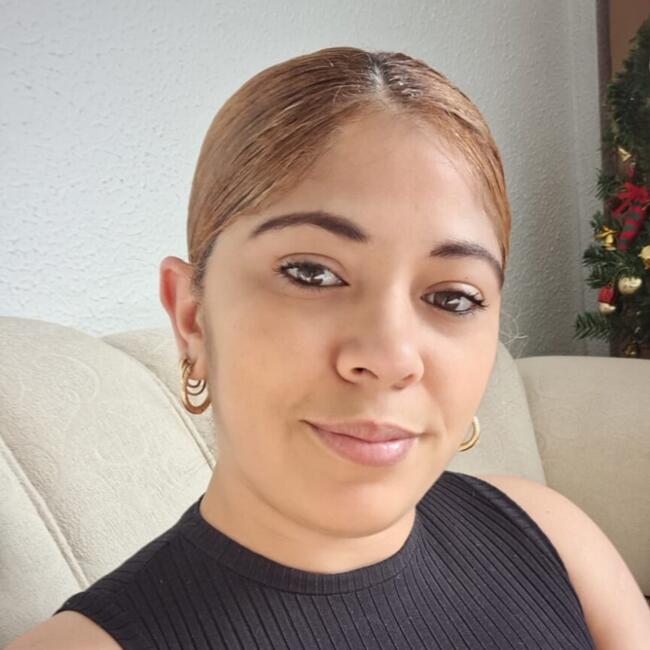 Babysitter in Montevideo: Yanisel