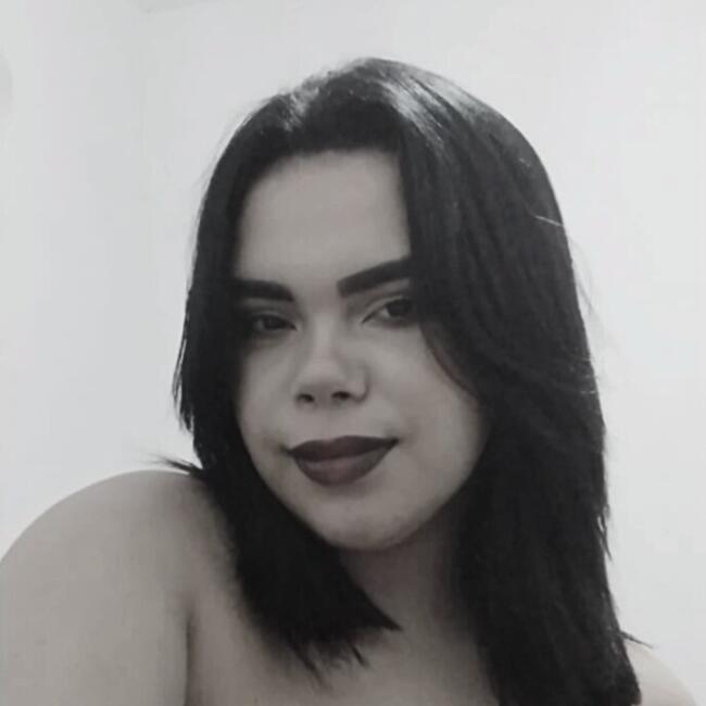 Babysitter in Santa Inês: Natalia