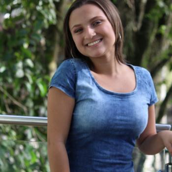 Babysitter Vila Velha: Ammanda