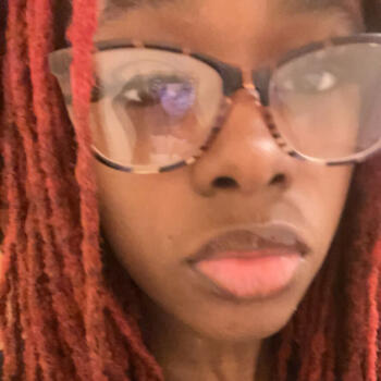 Babysitter in Terre Haute: Kyra