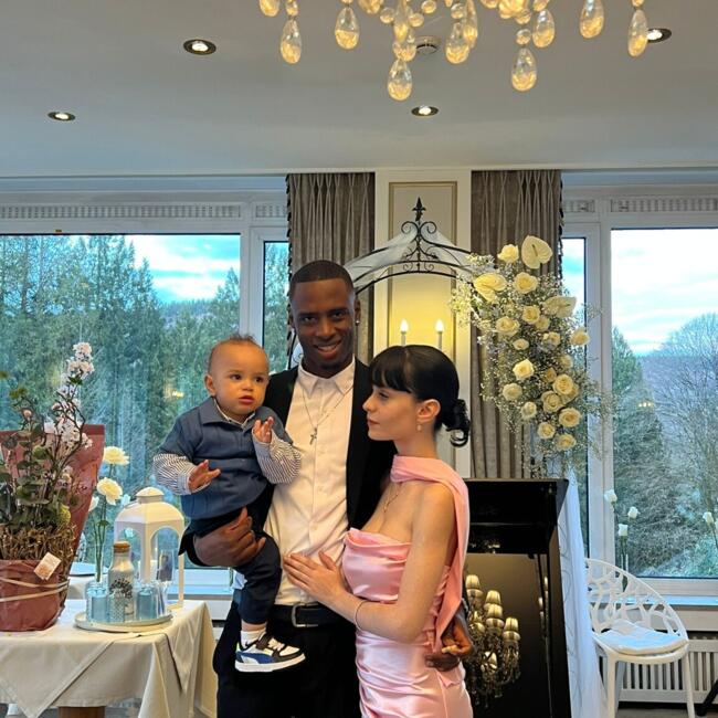 Babysitter Job in Bollendorf: Inês