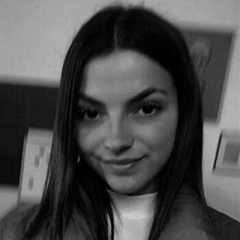 Babysitter in Tulette: Kenza