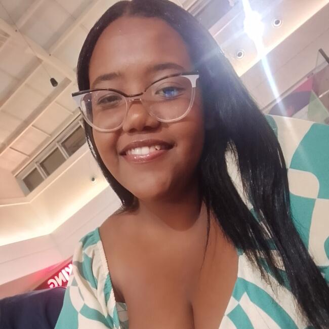 Babysitter in Guarujá: Isabeli