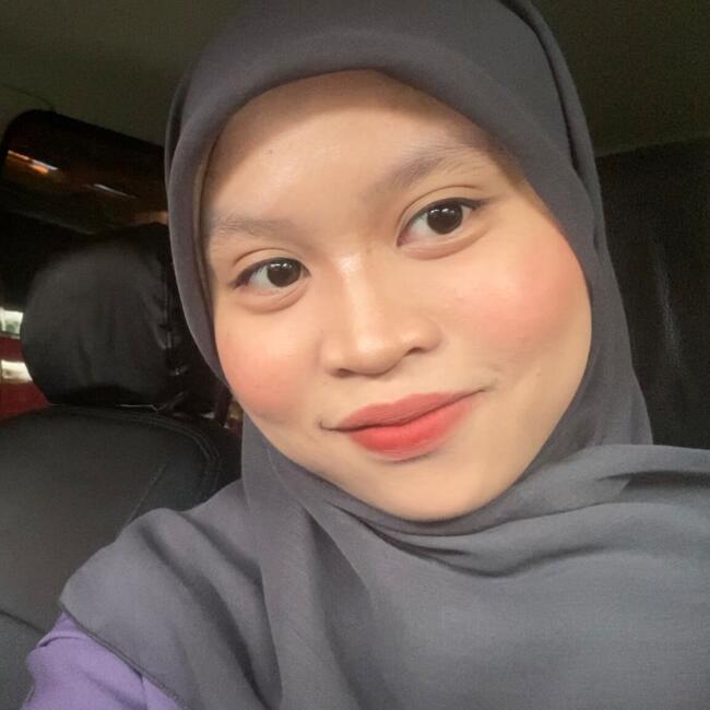 Pengasuh di Kuching: Arni