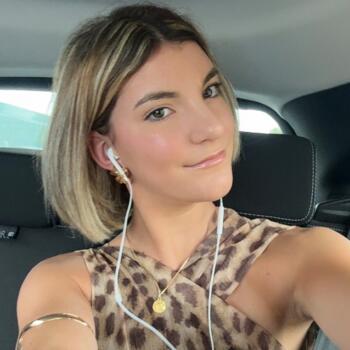 Babysitter in Châtillon-sur-Loire: Emma