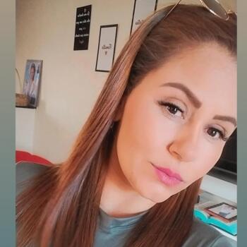 Babysitter in Nova Serrana: Aline