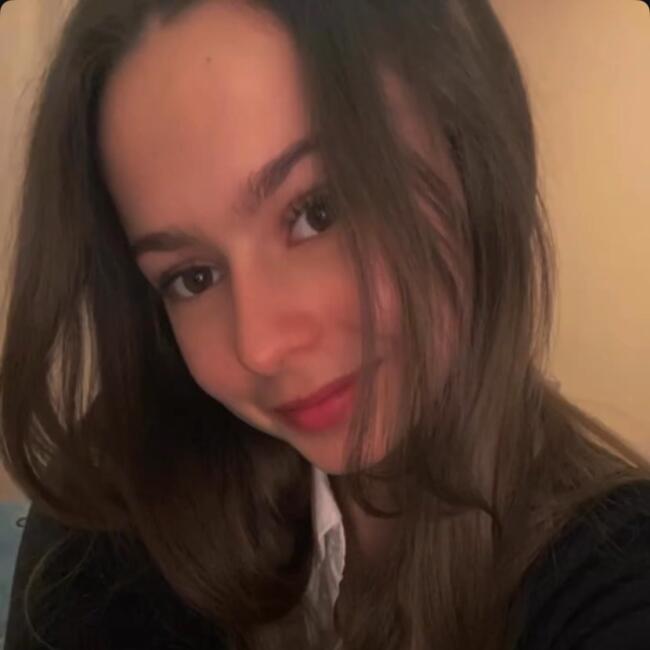 Babysitter in Oullins: Loreleï