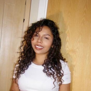 Babysitter in Wolverhampton: Sharon
