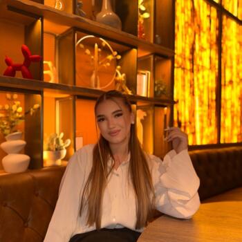 Bonă București: Raluca