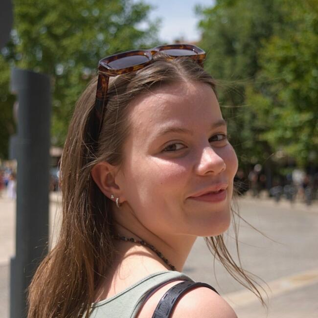 Babysitter in Wellington: Emma