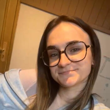 Babysitter in Longchaumois: Emma