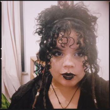 Babysitter in Vitória da Conquista: Maria Clara