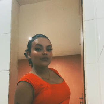 Babá em Osasco: Larissa