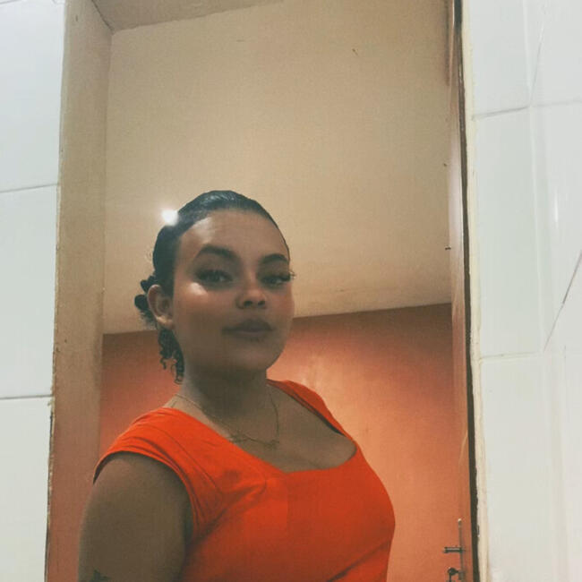 Babá em Osasco: Larissa