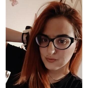 Babysitter στην περιοχή Κορυδαλλός: Άννα