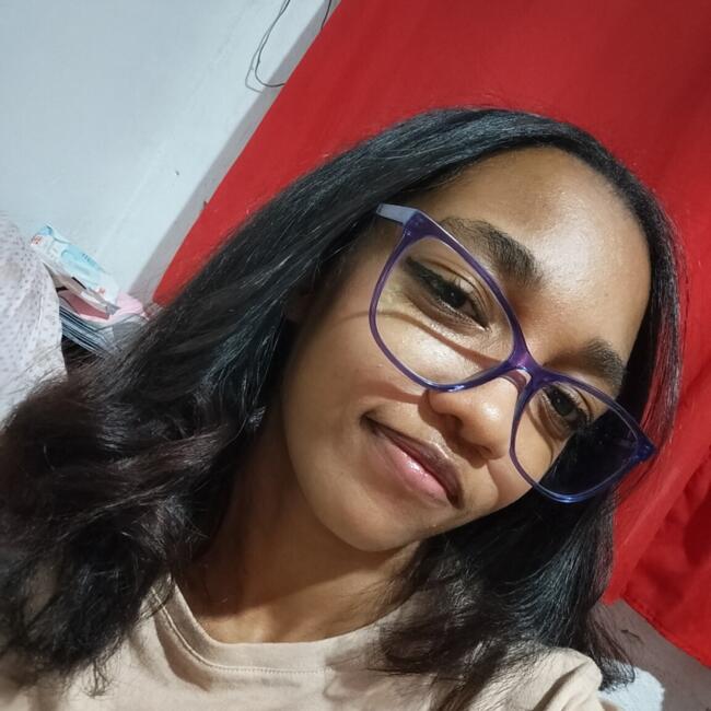 Babá em Suzano: Beatriz