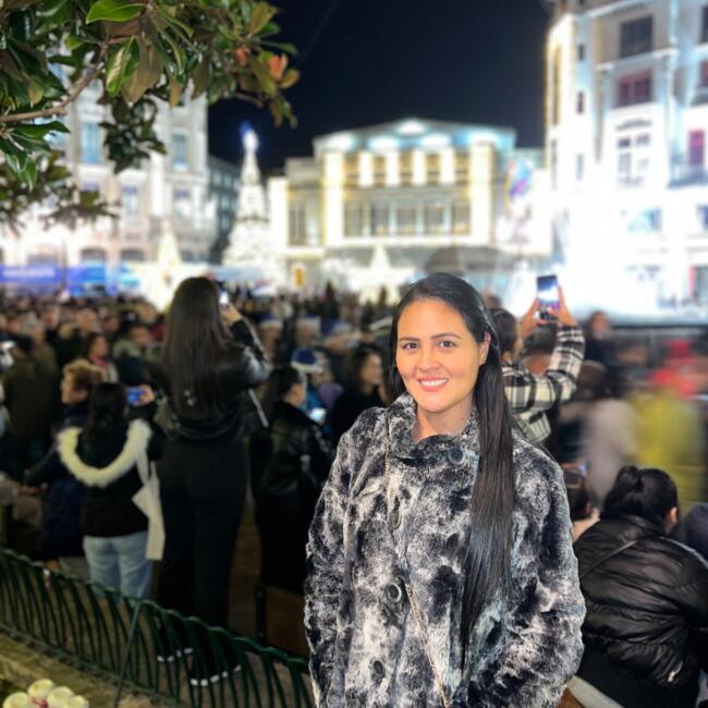 Babysitter in Oviedo: ANGIE VIVIANA