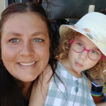 Babysitting job in Coutras: Charlotte
