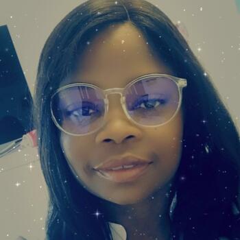 Babysitter in Rosport: Fellicitha