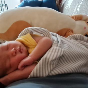 Babysitting job in Singapore: babysitting job GP