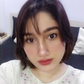 Babysitter in Dammam: Amna