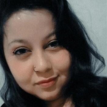 Babysitter in Anápolis: Juliana