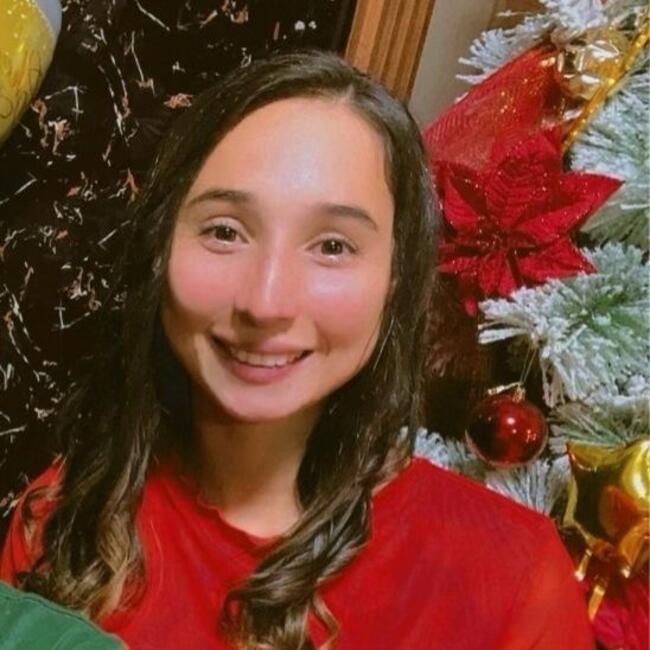 Babysitter in Guayaquil: Angelina 
