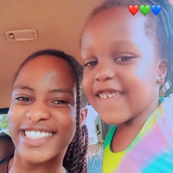 Babysitter in Kampala: Nakabugo