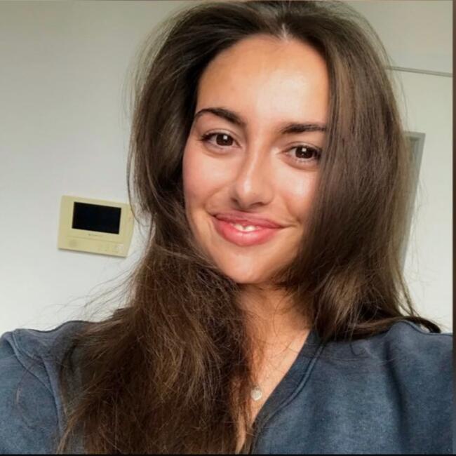 Babysitter in London: Noémie