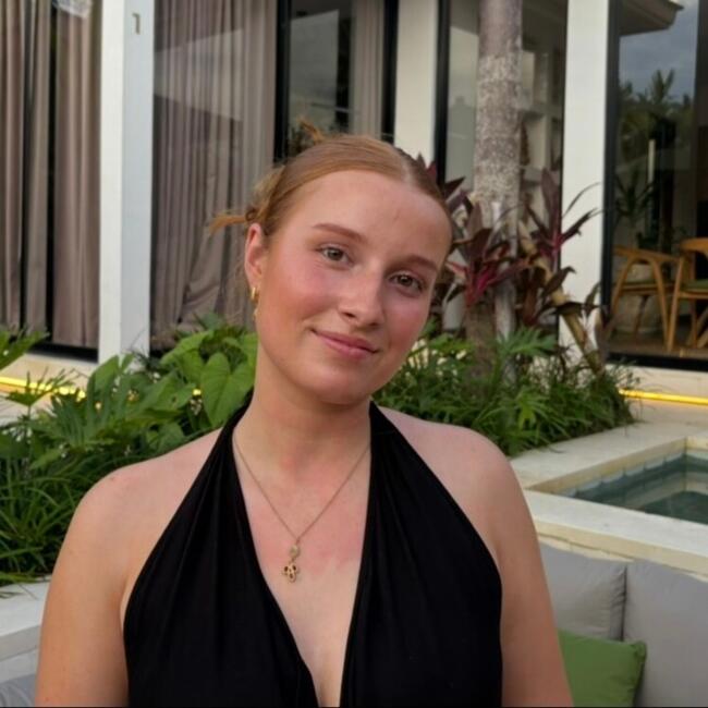 Barnepige i København: Katya