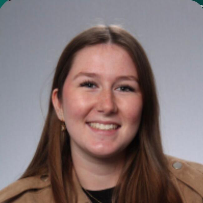 Babysitter in Gravelines: Lana