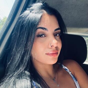 Babysitter in Campos dos Goytacazes: Kevelyn
