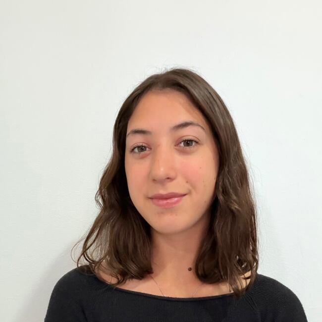 Niñera en Quilmes: Magali